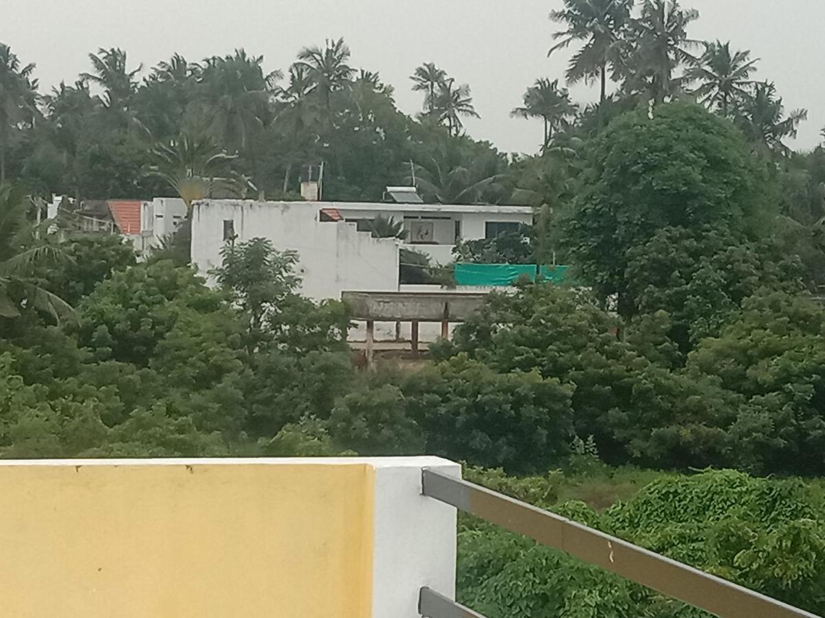 Thendral Homestay Pondicherry Luaran gambar